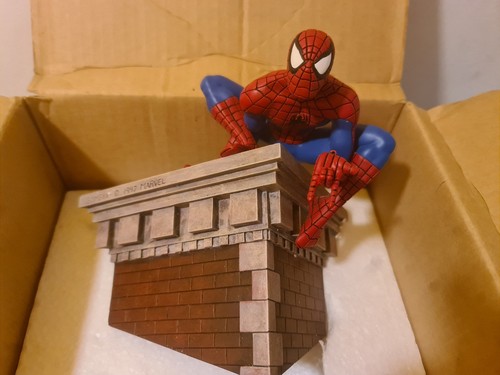 Spiderman building statue - spiderman,