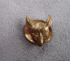 Antique BOY SCOUTS WOLF CUB LEAN & HUNGRY WOLFS HEAD LAPEL BADGE Reg No 635804