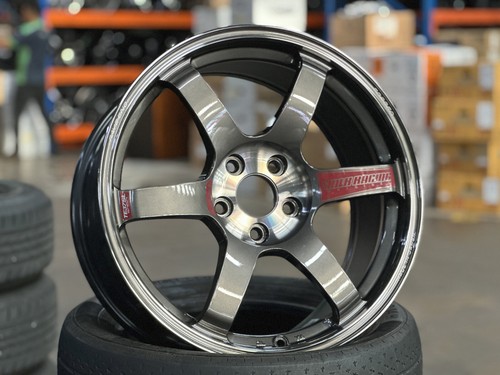 New 18x8 genuine rays te37 - 18x8.5,