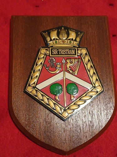 Nice wall plaque for royal - nice,