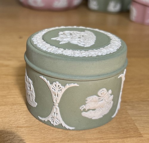 Wedgwood sage green - wedgwood,