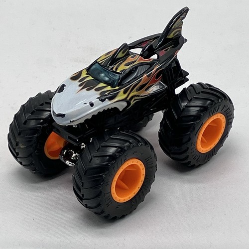 Hot wheels monster truck shark - monster,