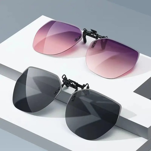 Polarised clip flip up - on,