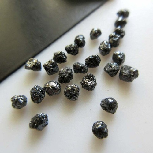 Pieces 4mm natural - 4mm, black