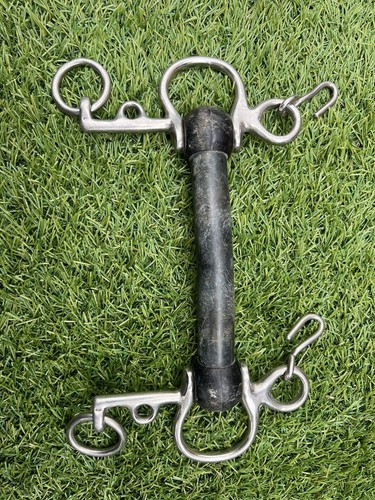 Hard rubber pelham bit