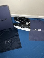Dior B22 Black Trainers –