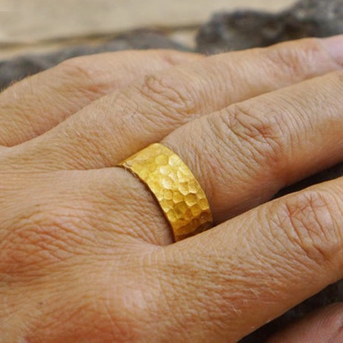 Kt solid gold - 18,