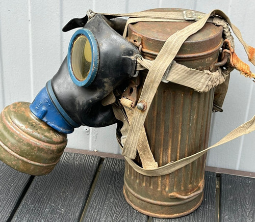 Blue metal ww2 gas mask - ww2, 1944