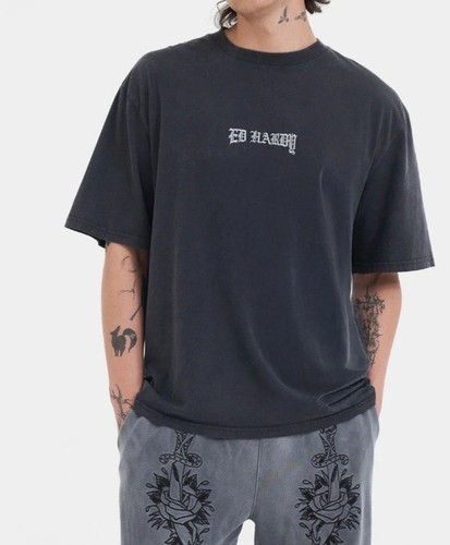 Hardy black skull graphic - ed,