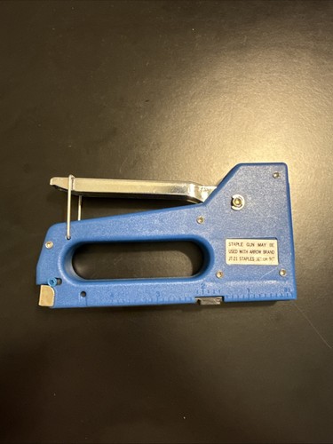 Staple gun - staple,