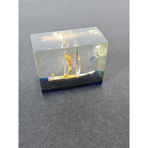 Vtg lucite acrylic antique - lucite,
