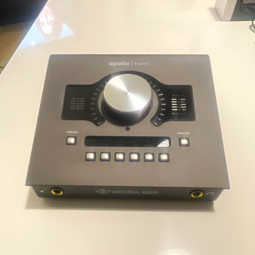 Universal audio apollo twin - audio,