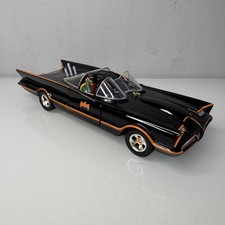 Jada 1:24 Batman 1966 Batmobile Die Cast Car Includes Robin DC Comics Christmas