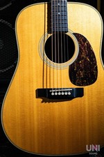 Martin HD-28 / 2002 Used Acoustic Guitar