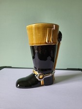 A SYLVAC POTTERY BROWN & BLACK