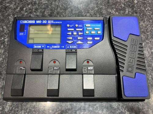 Boss guitar - me-30,
