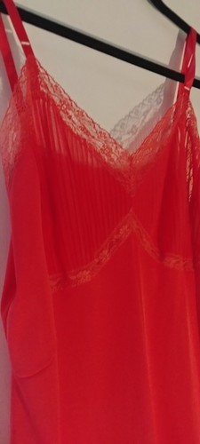 Vtg pink full slip - pink,