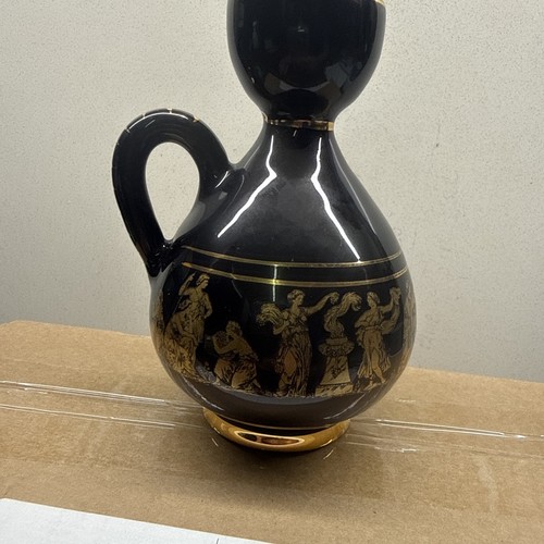 Greek jug with carat gold - jug,