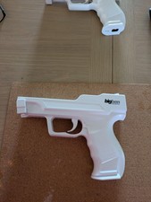 NINTENDO WII REMOTE PISTOL ZAPPER GUN ADAPTER WiiMote HOLDER White Big ben