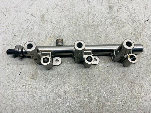 Peugeot 208 fuel injecors - fuel, rail