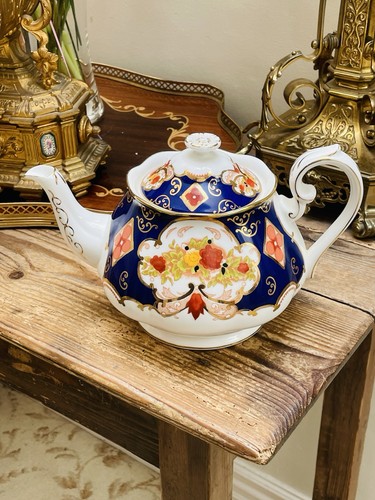 Royal albert bone china - albert,