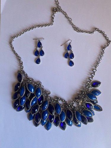 Cobalt blue faceted - blue, layered