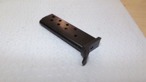 Taurus model pt25 - model, magazine