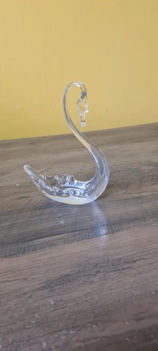 Clear glass swan - glass,