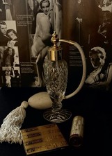 Vintage Vanity Set Royal