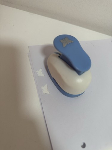 Small butterfly craft paper - small,