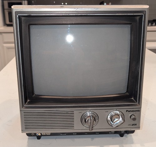 Vintage 1983 panasonic - 1983, 10"