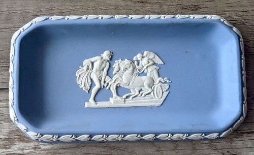 Vintage wedgwood light - vintage, blue