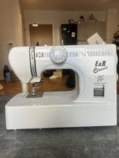 E&R Classic  sewing machine with plug and foot pedal read listing please 