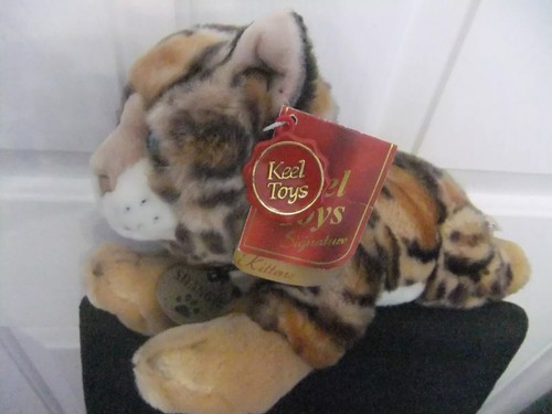 Keel shango bengal cat - 12",