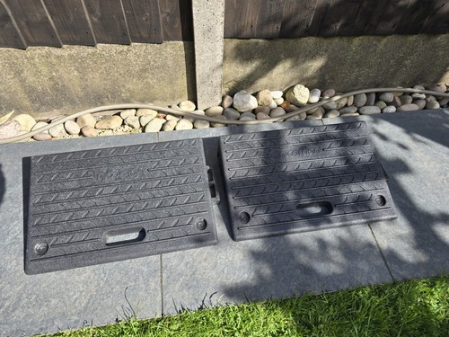 Nicoman rubber kerb ramps new - kerb,