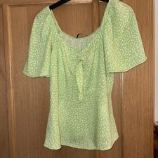 George At Asda Pretty Ladies Green Spotted Top Size 10