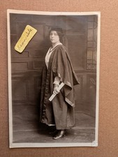 OLD PHOTO WOMAN STUDENT