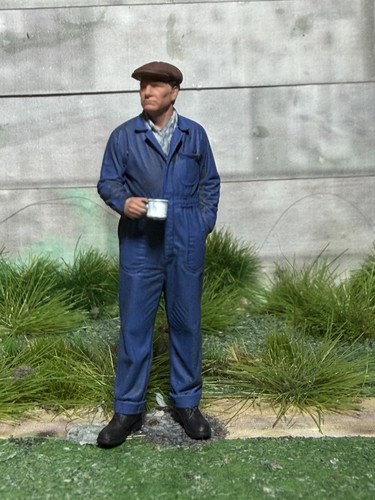 Gauge 76 scale figures - oo,