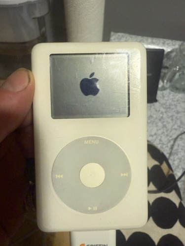 Apple ipod classic - classic, 4th
