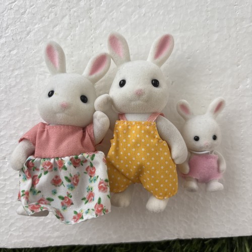 Sylvanian families snow - snow, rabbit