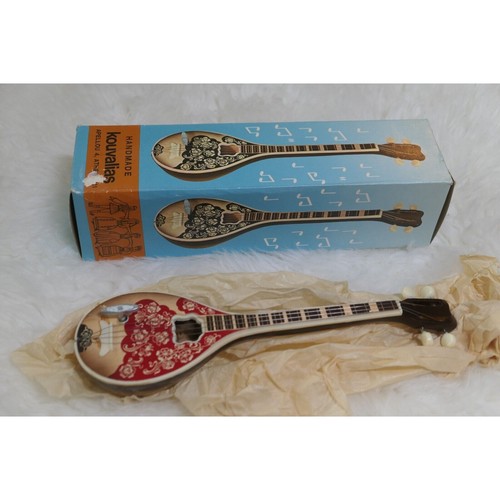 Kouvalias greek bouzouki - greek,