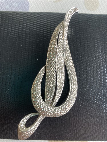 Vintage brooch stylised treble - vintage,