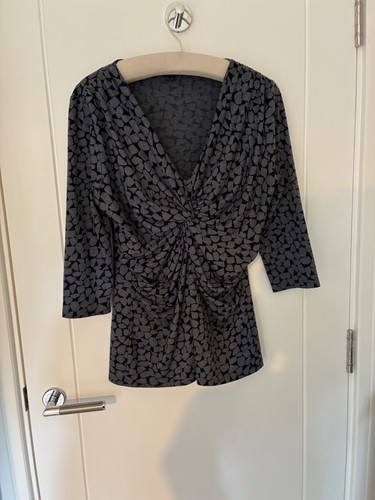 Phase eight sleeve - phase, v