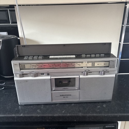 Grundig radio stereo boombox - grundig,