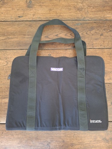 Genuine black wacom intuos - black, 3