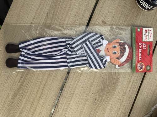 Mini elf pyjamas prop - mini,