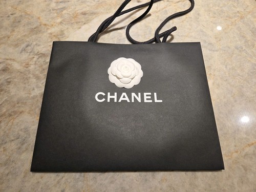 Chanel black empty shopping - chanel,