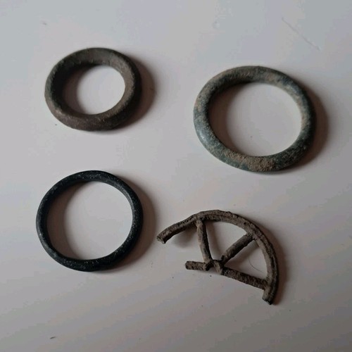 Gallic wheel lot - wheel,