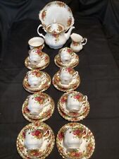 Royal Albert Old Country Roses 28 Piece Teaset ( Large Teapot ) 1st