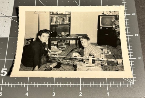 1950s boys erector set toy - 1950s,
